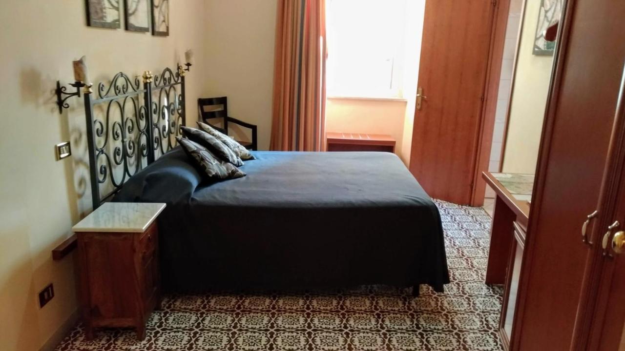 Nicolas Inn Rome Buitenkant foto